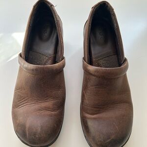 BOC Women's Dark Brown Leather Slip-On Loafers in distressed brown